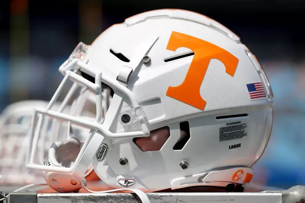 Vols OL Trey Smith Out Indefinitely Due to Blood Clots in Lungs