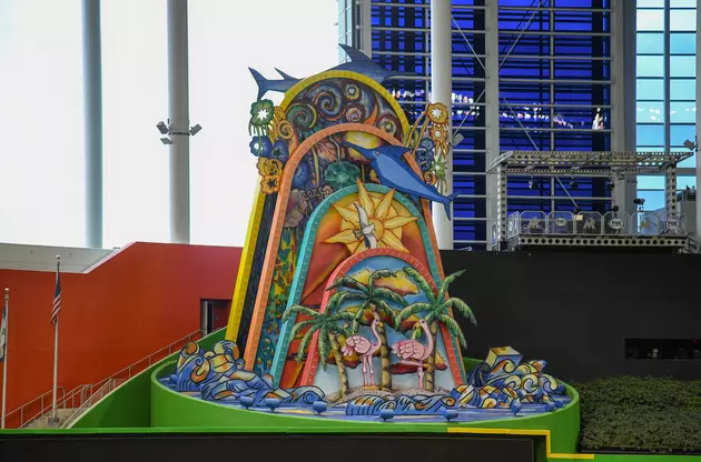 Win for Jeter: Marlins&#8217; Home Run Sculpture Will Be Moved