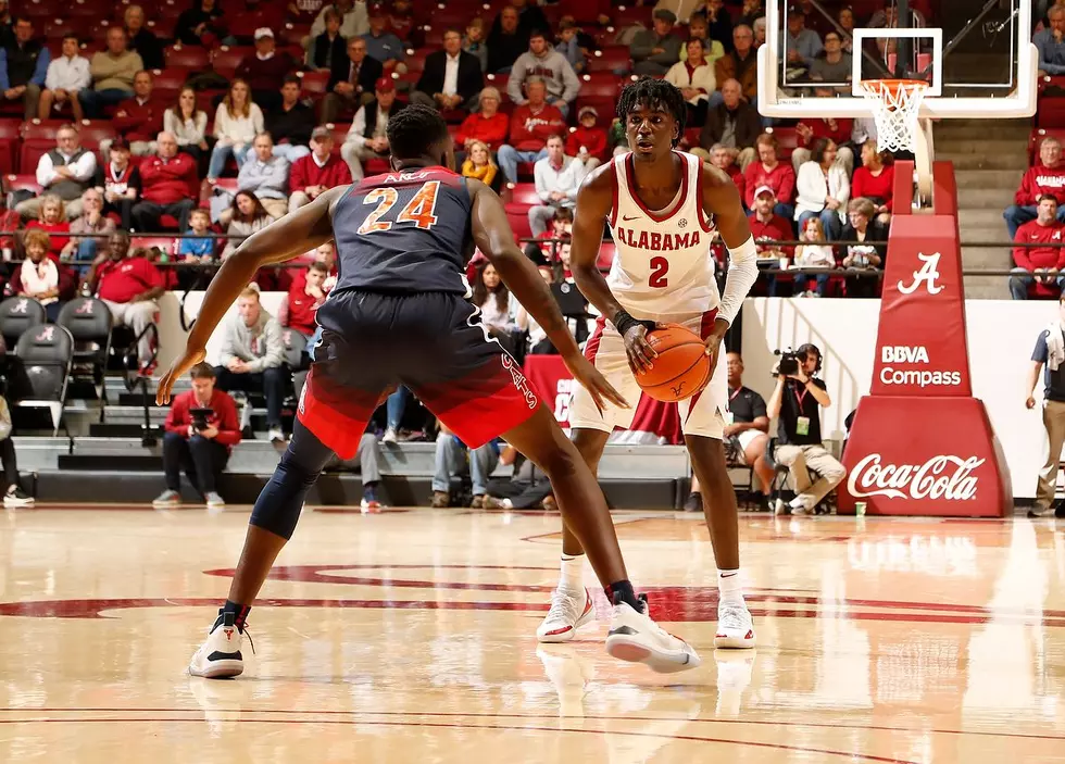 Alabama Prevails Over Arizona in a Closely Fought Contest Down, 76-73