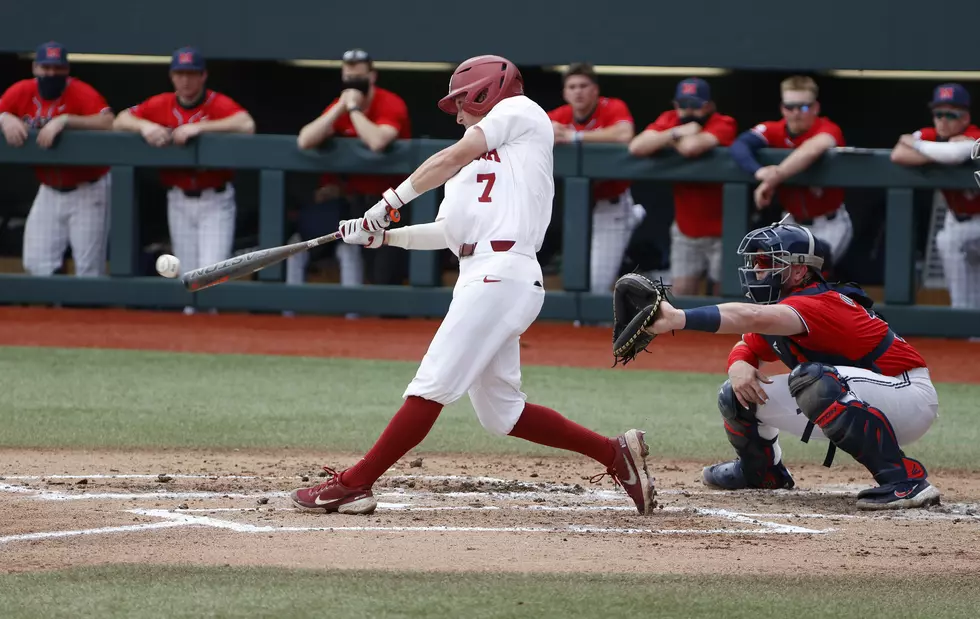 Alabama Baseball Shows Out to Beat Samford