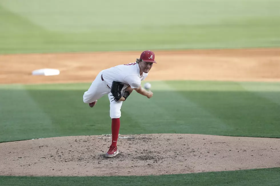 Alabama Baseball Advances Into Second Round By Defeating South Ca