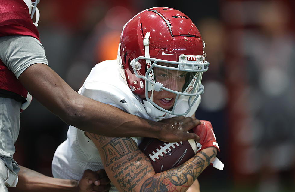 Look: The Tide Hits the Practice Field in the Hank Crisp Indoor Facility on Thursday