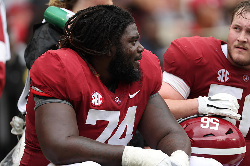 Alabama Offensive Linemen Opts to Enter the Transfer Portal