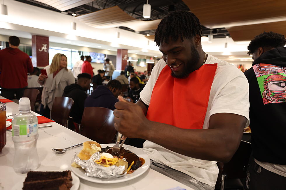 Look: Alabama Celebrates the End of Spring Practice with Steak, Beans and Rings