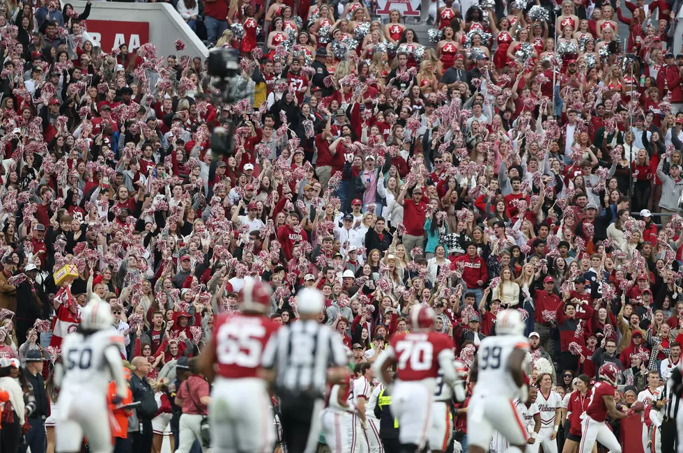 What Are Alabama Fans Saying During 'Dixieland Delight'?