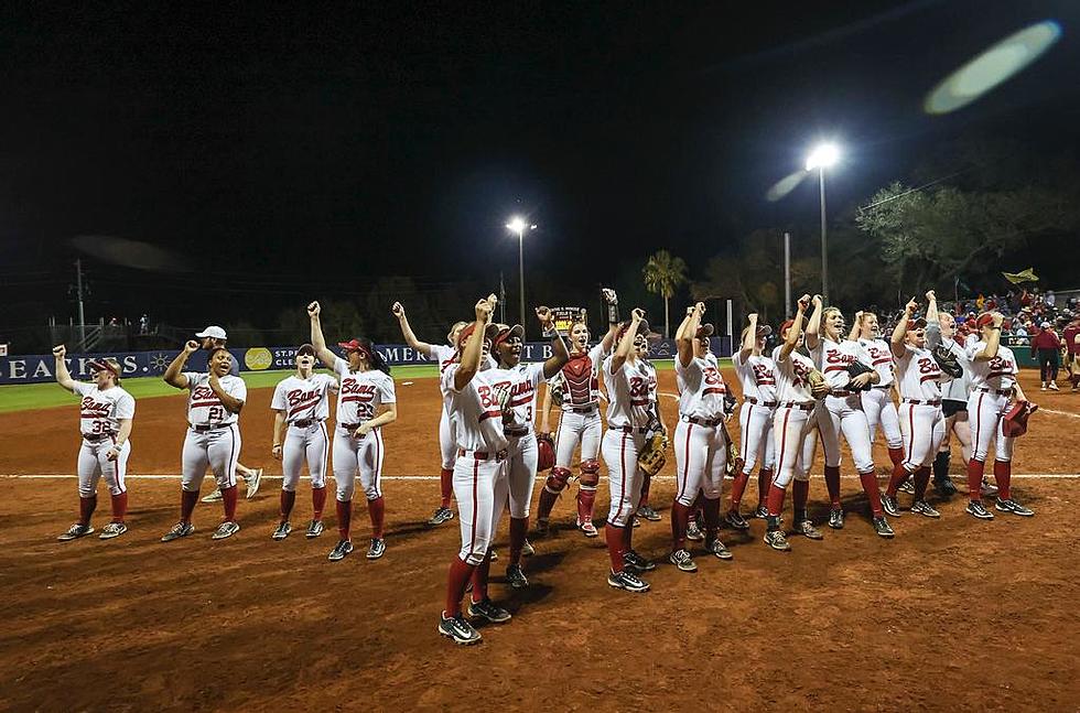 Alabama Softball Defeats Kennesaw State With Late Surge
