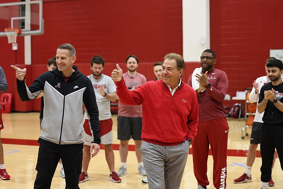 Nick Saban Shows Support For Alabama Basketball, Nate Oats Ahead of NCAA Sweet 16, Visits With Team