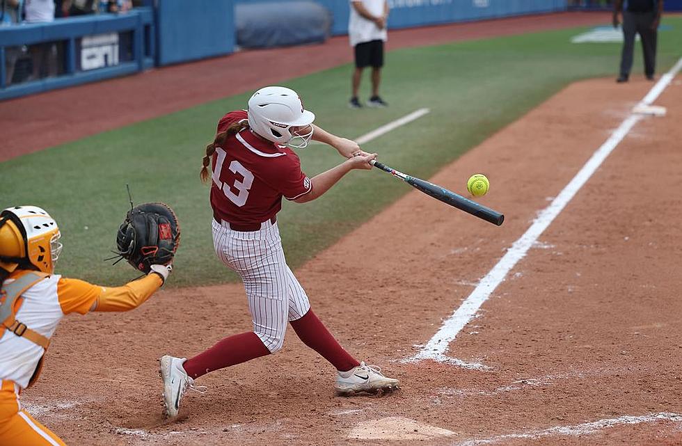 Tennessee Tops Tide in Women’s College World Series