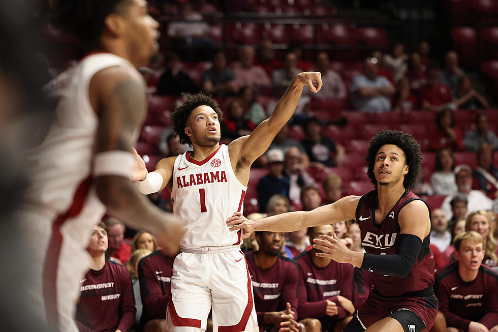 Alabama Snaps Three-Game Losing Streak With 44-Point Rout of EKU