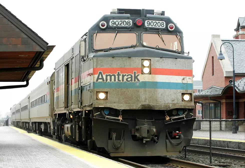 Amtrak Train Derails In Philadelphia