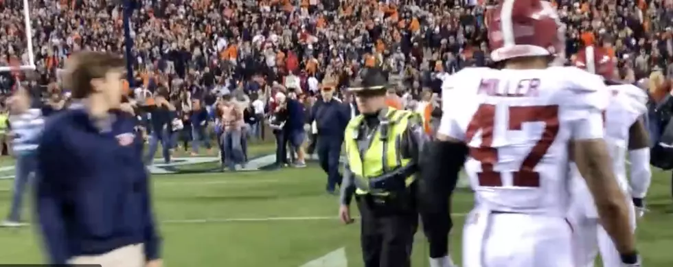 Auburn Fans Heckle Bama Players [VIDEO]