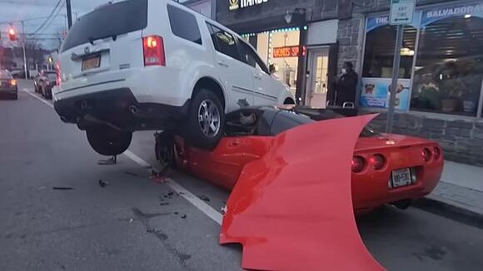 ALABAMA: Video Of Corvette Merging In Traffic Getting Destroyed 