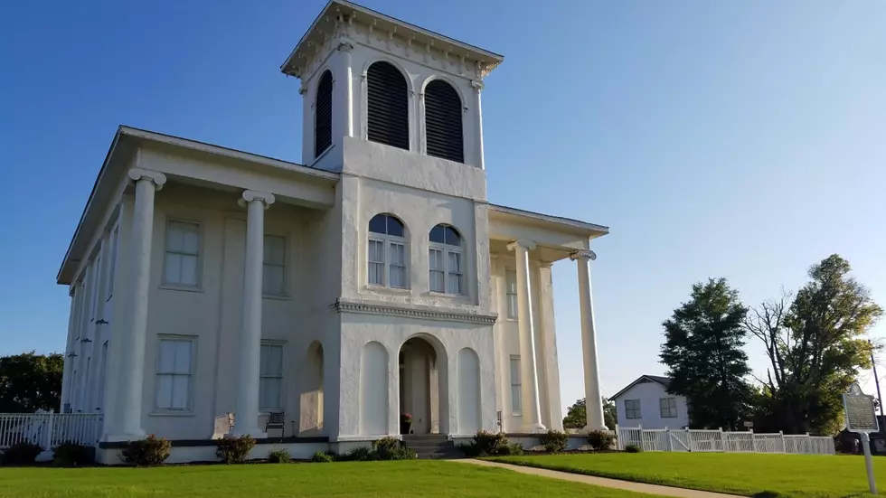 Have You Seen the Tuscaloosa, Alabama’s Drish House ‘Ghost Light’?