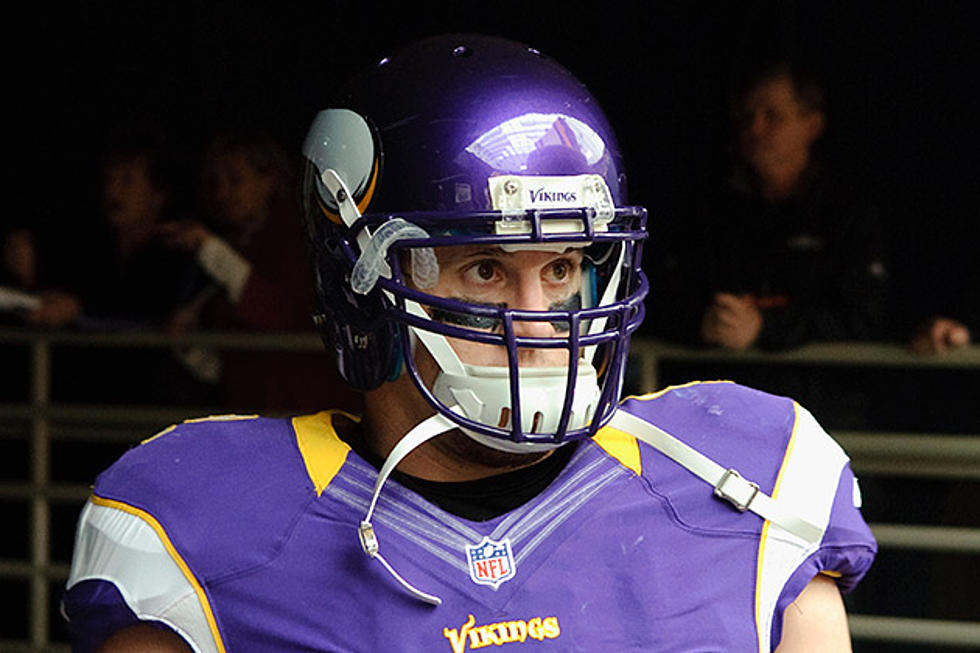Minnesota Vikings Chad Greenway Talks Football, Giving Back to Fans