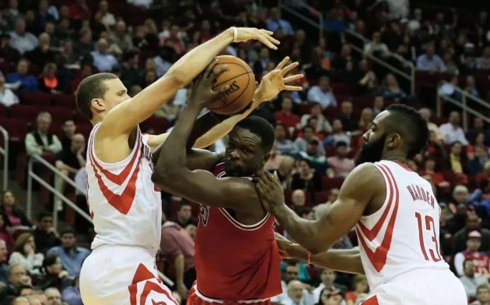 Cavaliers Acquire Luol Deng in Deal for Bynum