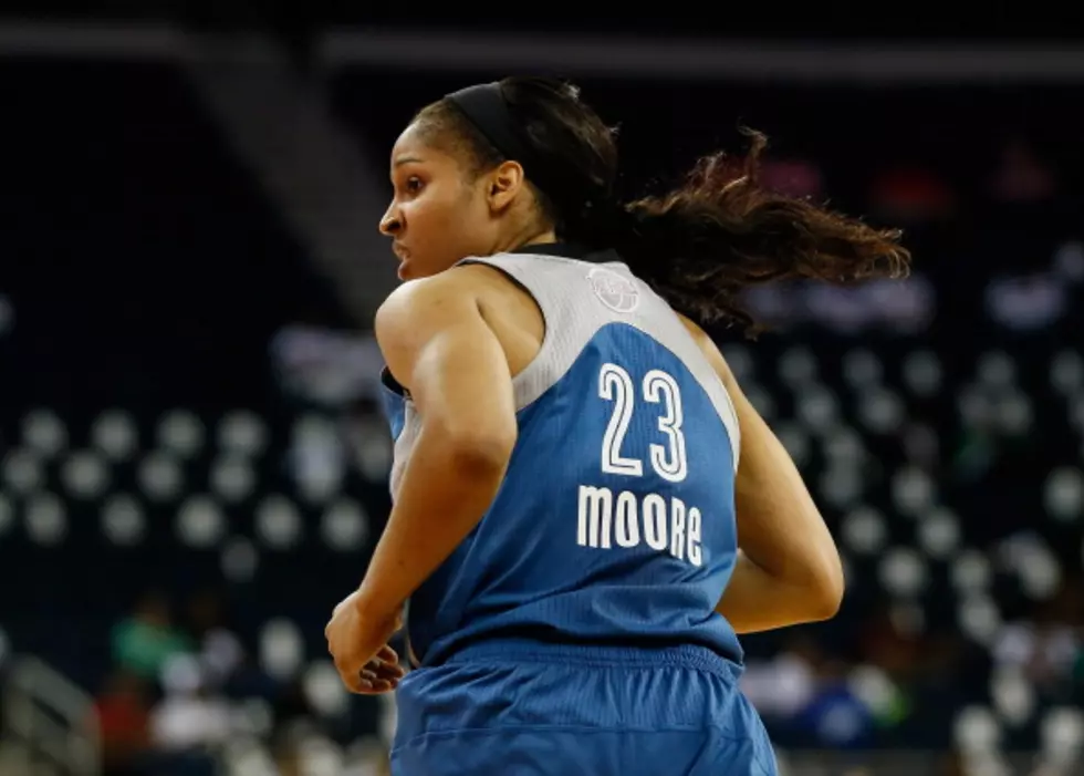 Unstoppable Moore Scores 26 Points To Lead Lynx Past Storm