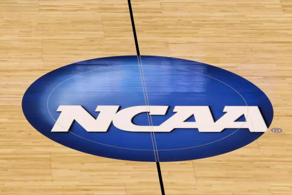 Top 25 NCAA Tournament Upsets of All Time [VIDEO]