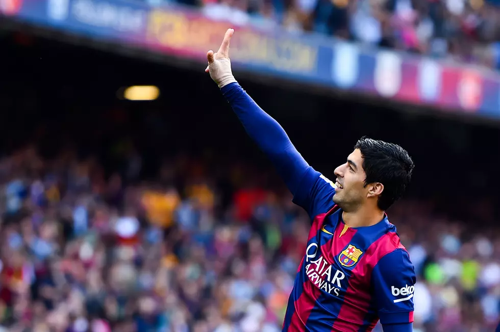 Luis Suarez and Barcelona Lead AP Global Football 10