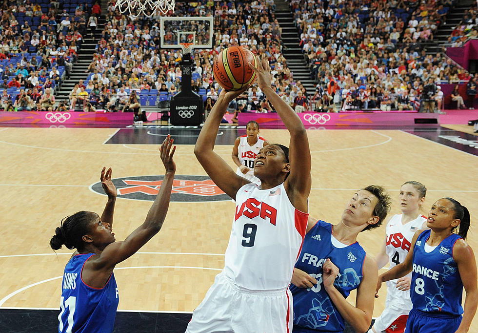 WNBA: Lynx Sign Jones