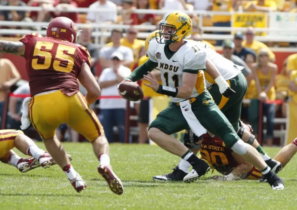 North Dakota State Bison&#8217;s Starting Quarterback Carson Wentz Suffers Wrist Injury