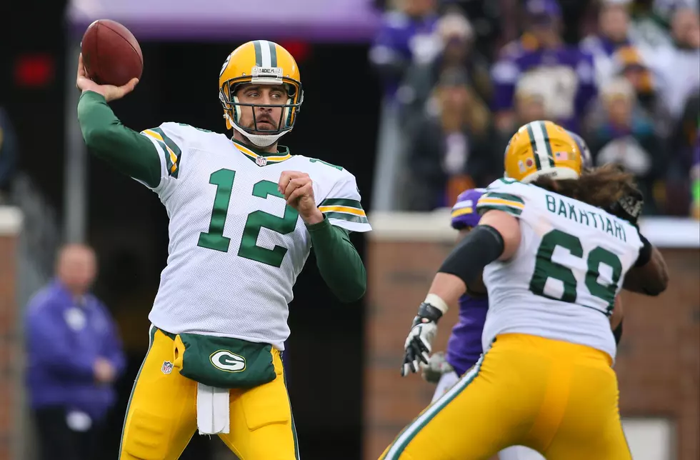 Packers, Vikings Square Off in NFC North Battle