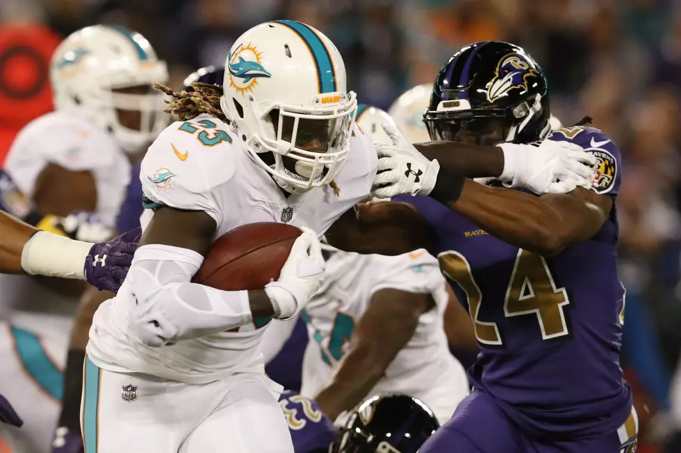 Eagles Boost Run Game, Get Miami’s Jay Ajayi for Draft Pick