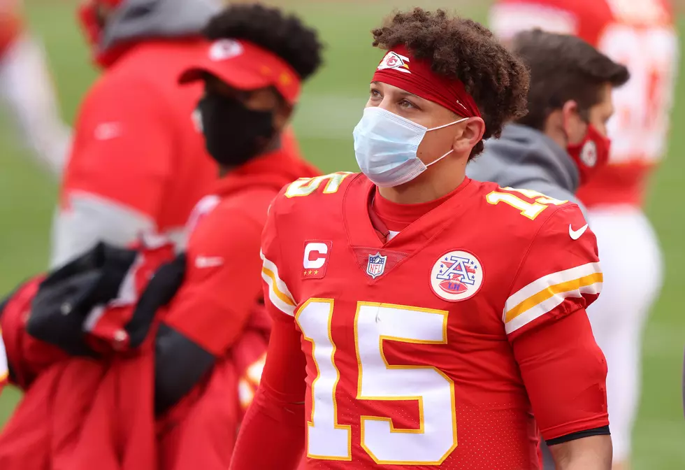 Chiefs Advance to the AFC Title Game Despite Mahomes Injur
