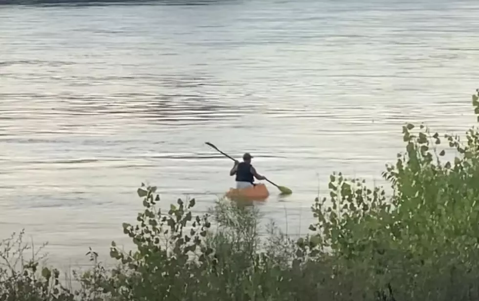 Nebraska Man Sets World Record Floating Down the Missouri in What