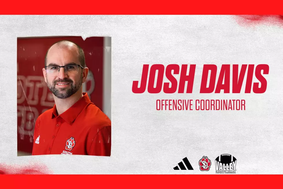 Josh Davis Named OC For USD Coyotes