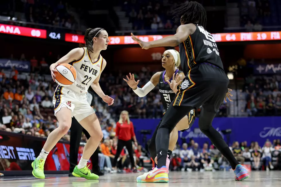 Caitlin Clark Scores 20 In WNBA Debut As Fever Fall To Sun