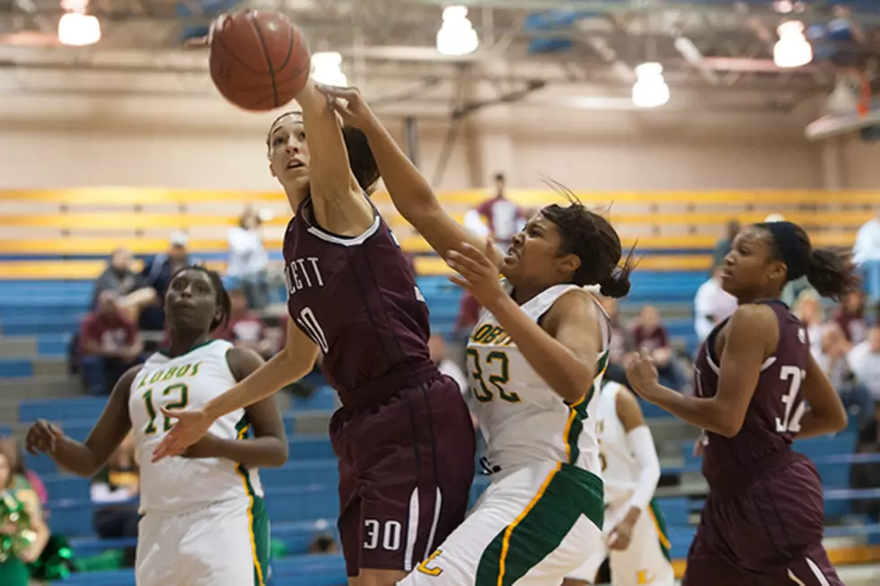 Third Quarter Dooms Longview in First-Round Playoff Loss to Rowlett