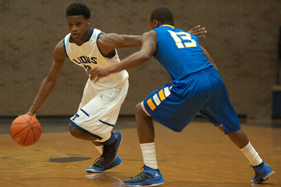 John Tyler Pulls Into First Place Tie in 16-4A By Handing Jacksonville First League Loss, 61-53