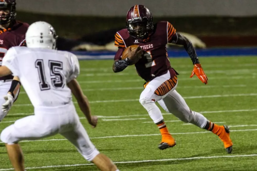 Tenaha Holds Off Furious Fourth-Quarter Rally From Hubbard, 40-26