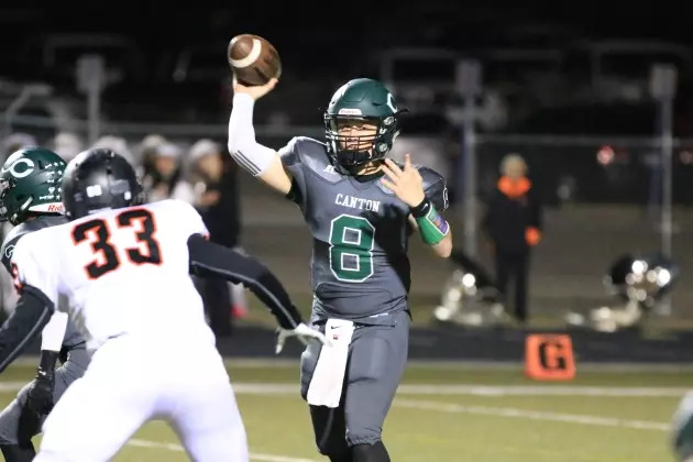 Hunter Moore + Canton Rally Past Gladewater in Bi-District, 34-27