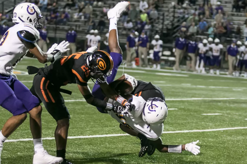 Gilmer Hangs 43 Unanswered Points On Center In Second Half For Win