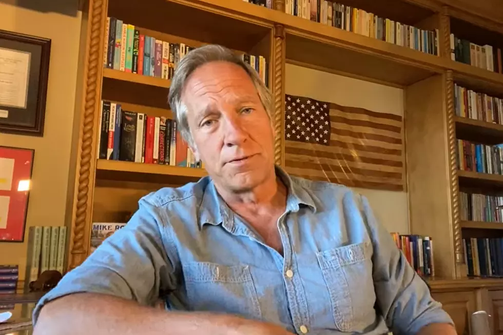 ‘Dirty Jobs’ Mike Rowe Reads Excerpts Of Bangor Cop’s New Book