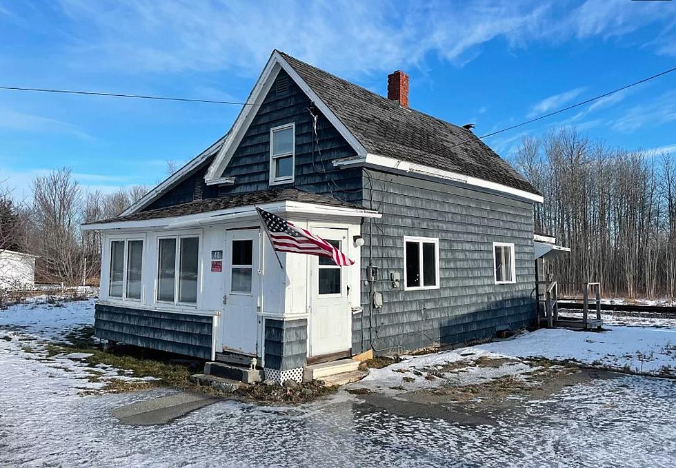 A Photo Tour Of The Most Current, Cheapest House For Sale In Maine