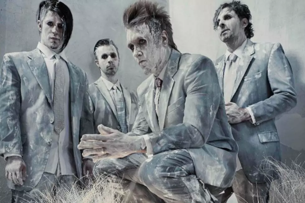 Papa Roach Reveal Video for New Single &#8216;Still Swingin&#8217;