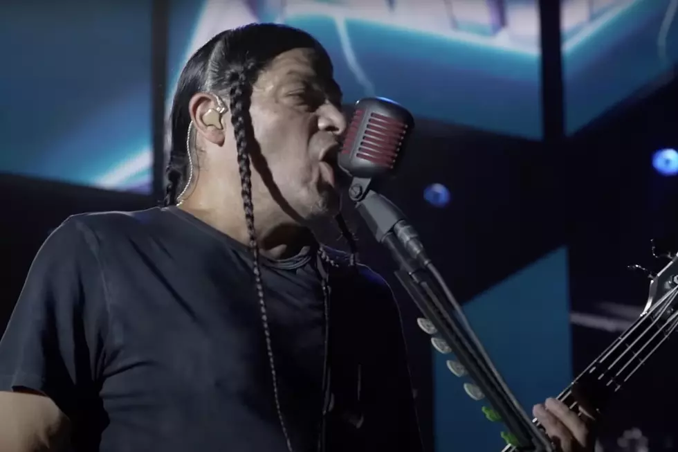 ‘Freezing': Check Out Metallica’s Epic Performance of ‘Trapped Under Ice’ in Italy