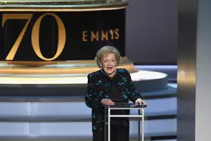 Emmy&#8217;s Honor Betty White for 80 Year Acting Career!