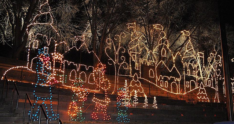 These 16 Upstate NY Lights Festivals Will Brighten Your Holidays