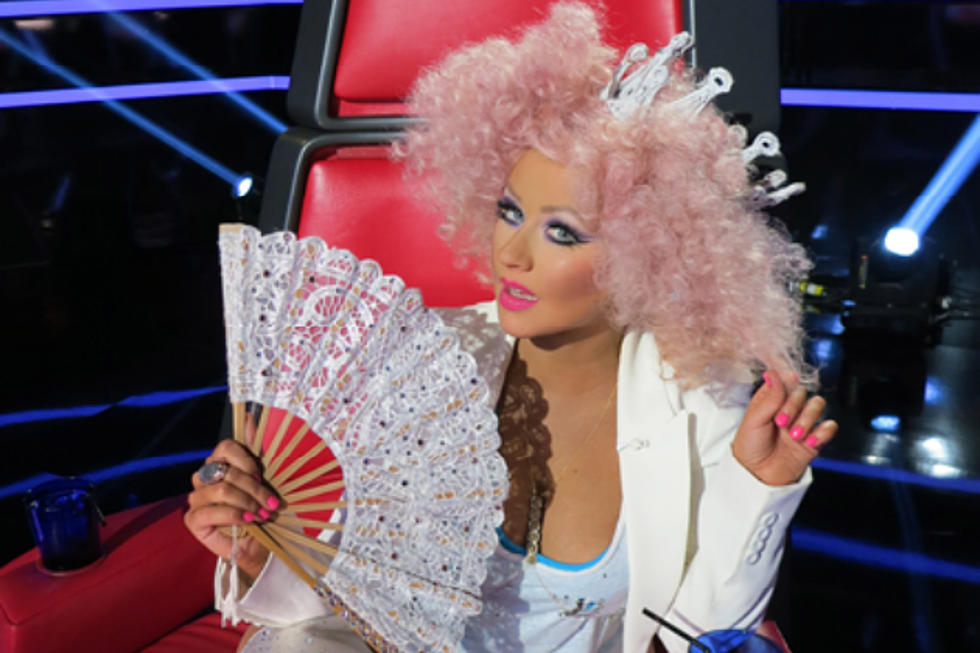 If You Ever Want to Look Like a Freak, Christina Aguilera Is Here to Help [PHOTO]