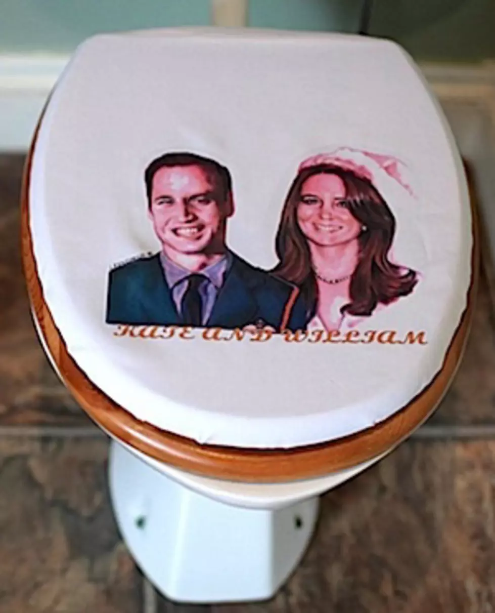 William + Kate Toilet Seat Cover