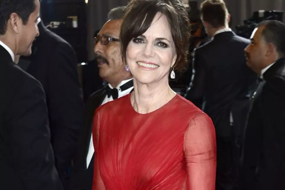 2013 Oscars Red Carpet Fashion – Sally Field Turns Heads in Red Valentino