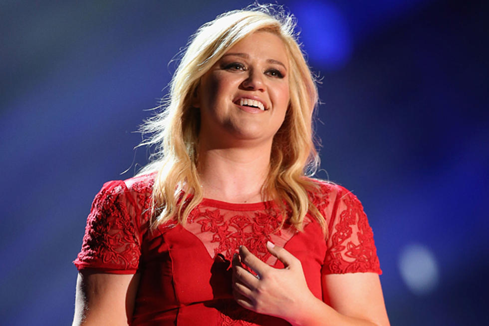 Kelly Clarkson Chooses a Maid of Honor for Her Wedding [PHOTO]