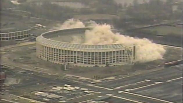 15 Years Ago Today: The Implosion of Veterans Stadium