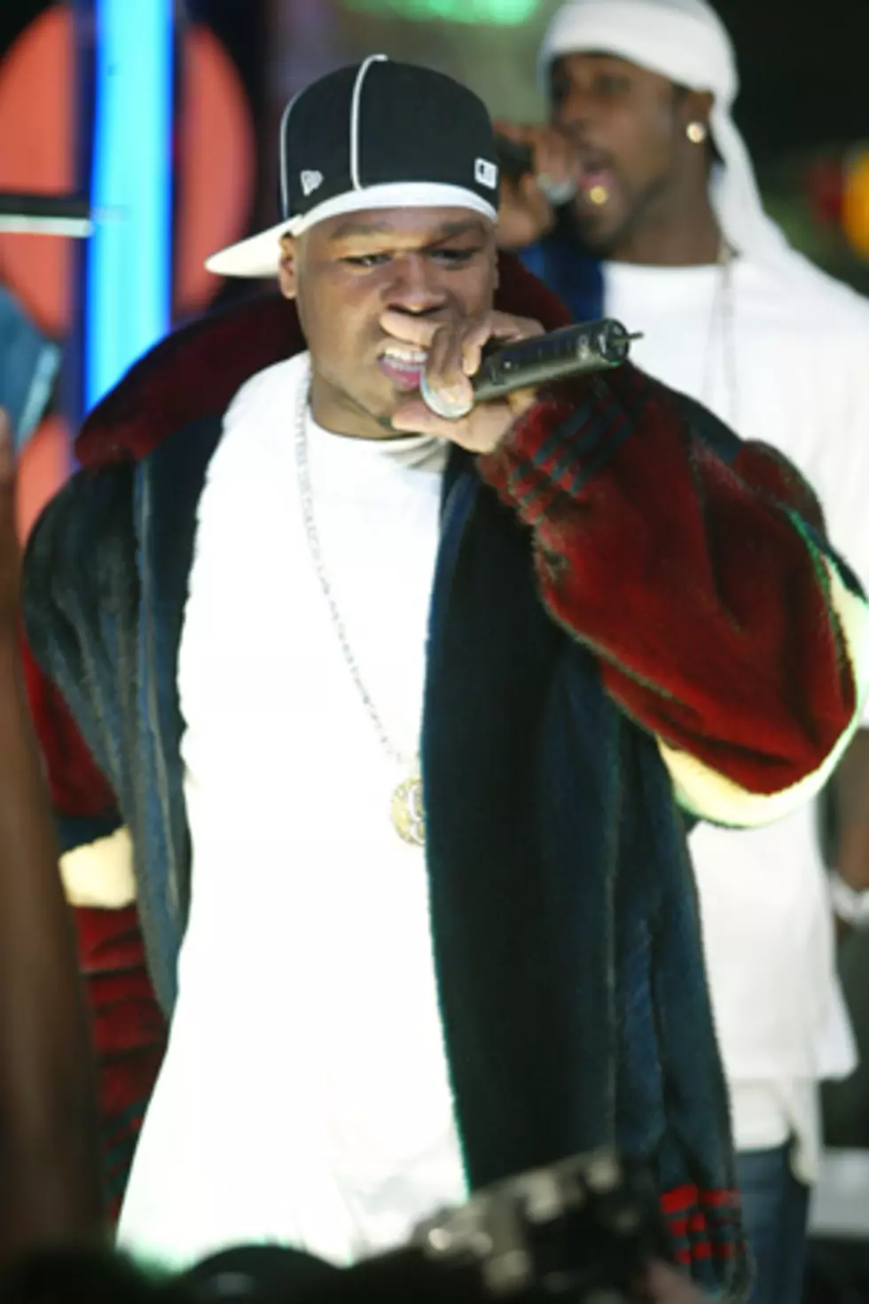 50 Cent &#8211; Rappers Wearing Ridiculous Fur Coats