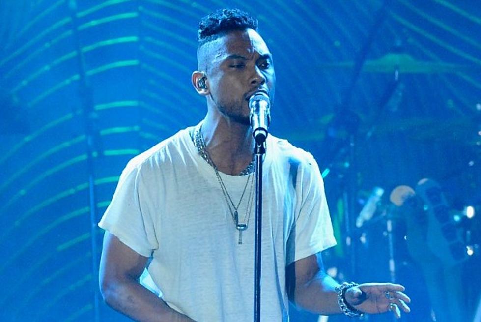 Miguel Wins Best R&#038;B Song for &#8216;Adorn&#8217; at 2013 Grammy Awards