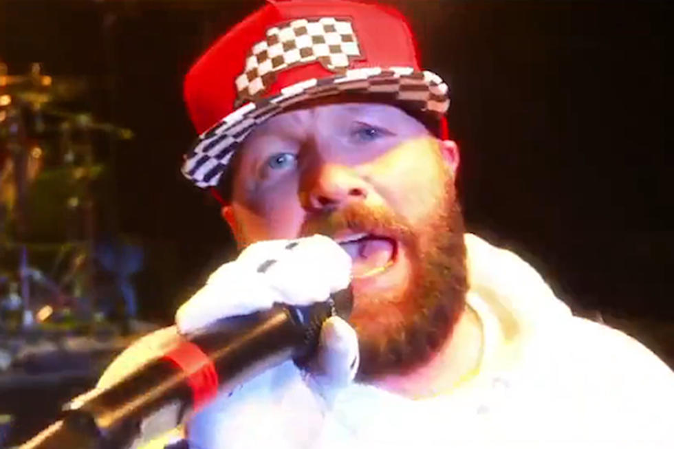 Limp Bizkit Rock Out in &#8216;Ready to Go&#8217; Video Featuring Lil Wayne