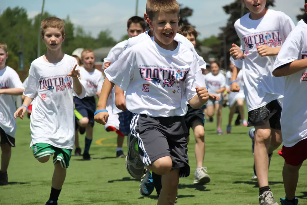 200 Kids Attend Patriots Youth Clinic In Bangor [PHOTOS]
